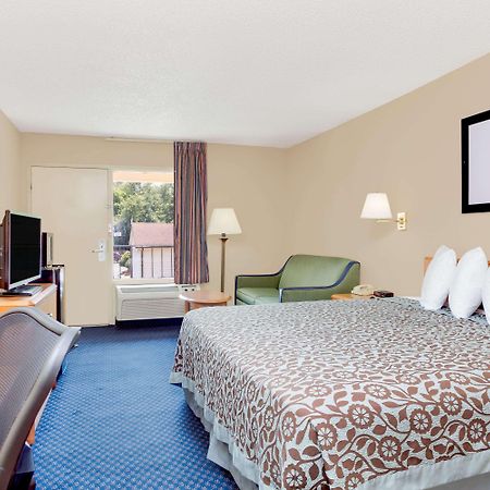 Americas Best Value Inn Айкън Екстериор снимка